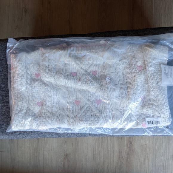 XS/S Taylor Swift Lover Cardigan Official Merch New In Bag - Picture 6 of 7